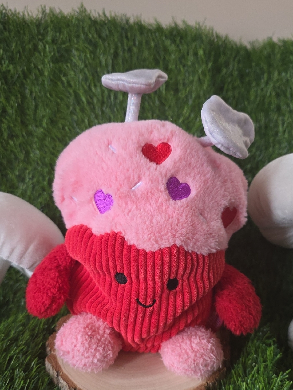 Bum Bumz SweetBumz Cramer Cupcake Plush By RUSS